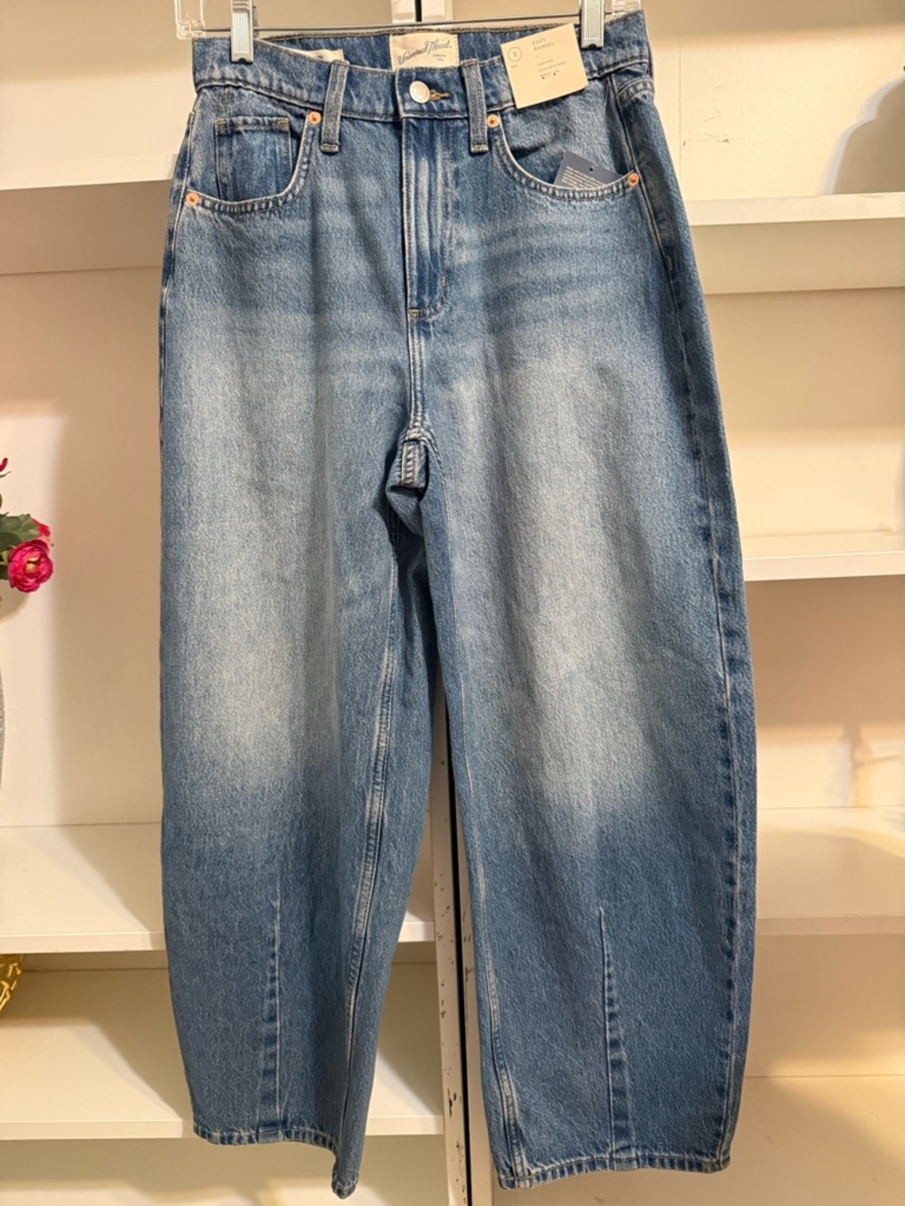 Universal Thread Relaxed High-Rise Blue Easy Barrel Leg Jeans • 2 • NWT - Picture 2 of 9
